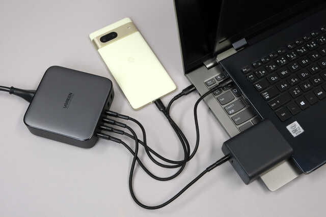 PCもスマホも一台で充電できる！パワフルなUSB充電器のおすすめは？